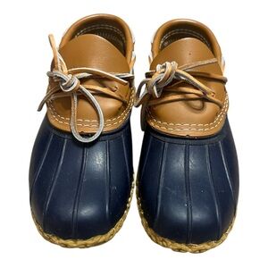 L.L. Bean Bean Duck Boots Camp Mocs Navy & Tan Made in Maine Women’s 7 Cabincore